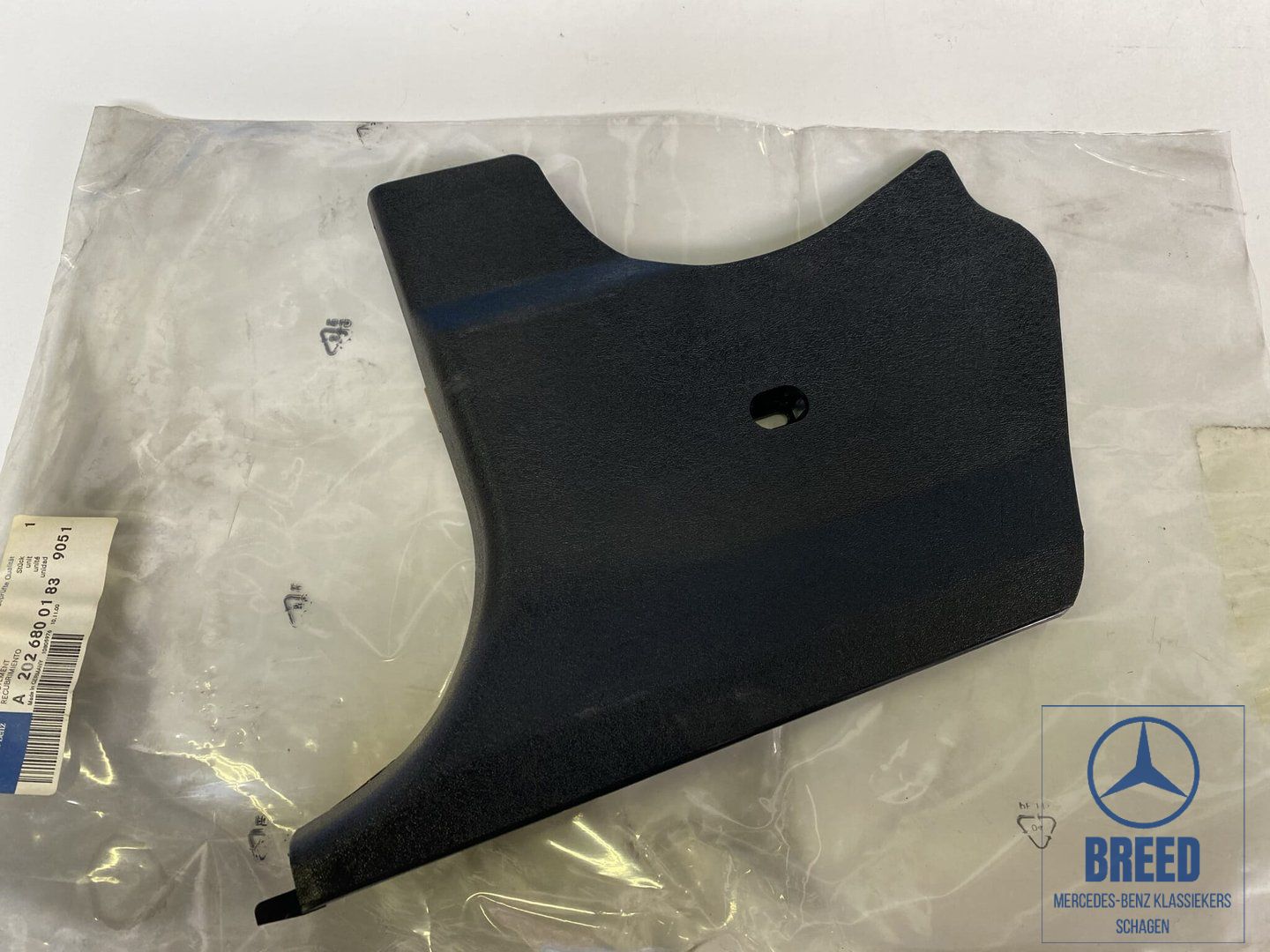 NEW NOS panelling A-pillar left side black for Mercedes-Benz W202 C-class pillar trim usado en Menorca