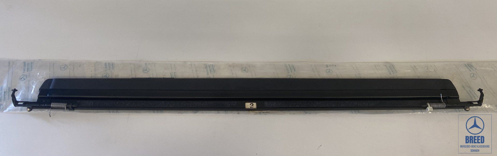 NEW NOS wind deflector for Mercedes-Benz W124 W201 sliding roof usado en Menorca foto 2