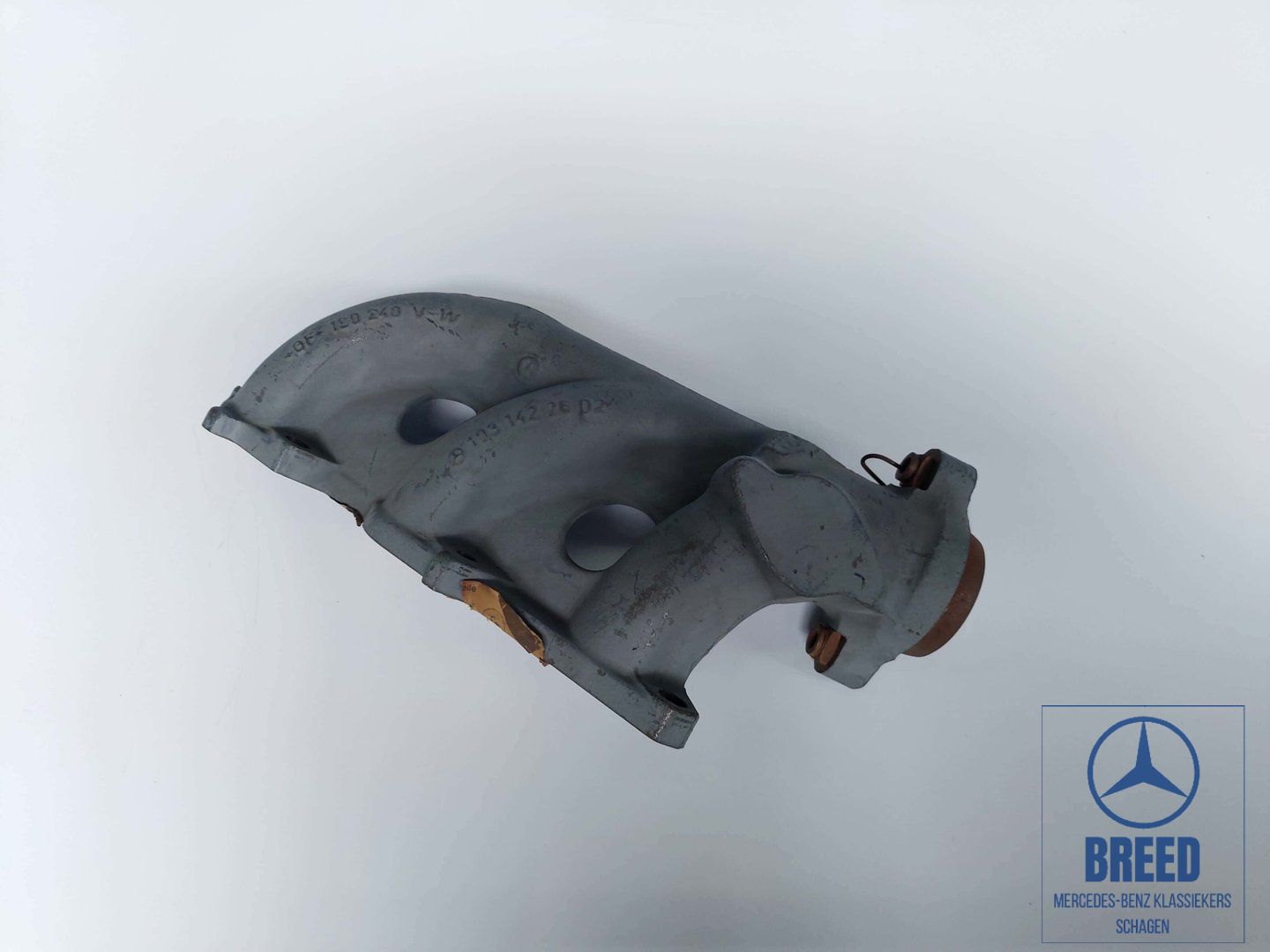 NEW NOS exhaust manifold for Mercedes-Benz M103 R107 W124 W126 W201 exhaust manifold usado en Menorca