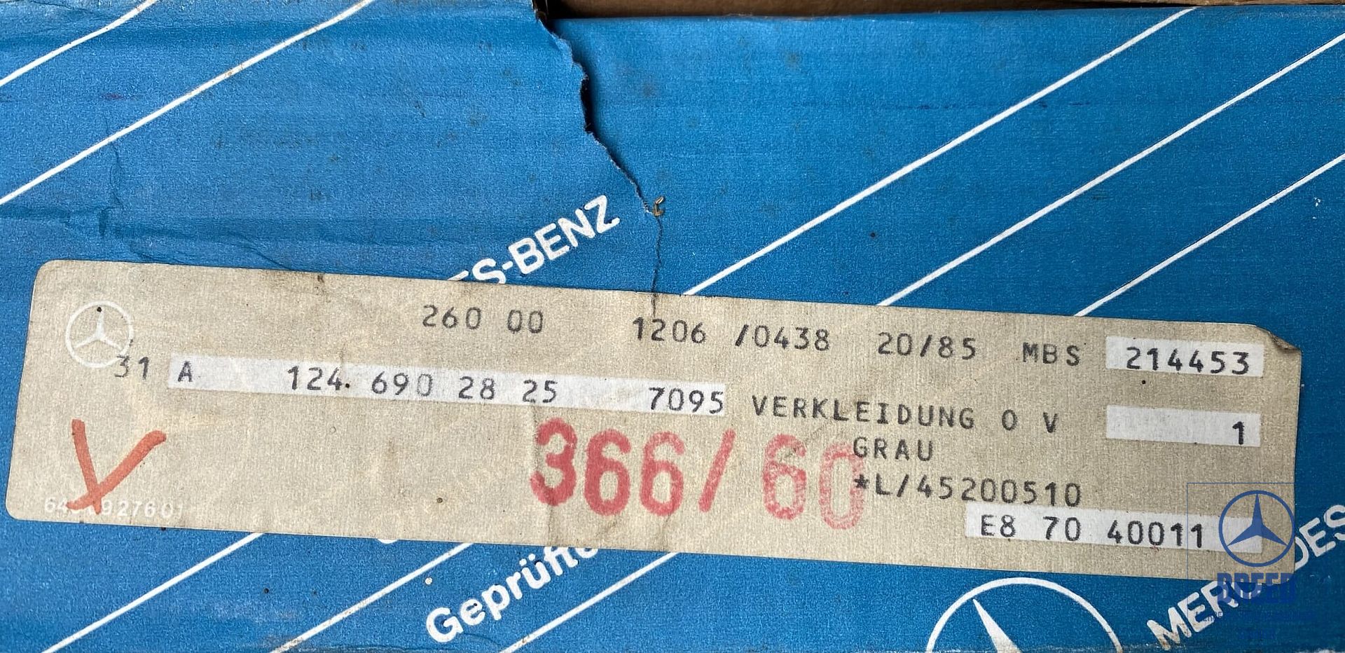 NOS bekleding hemel voorzijde grijs voor Mercedes-Benz W124 headlining usado en Menorca foto 4