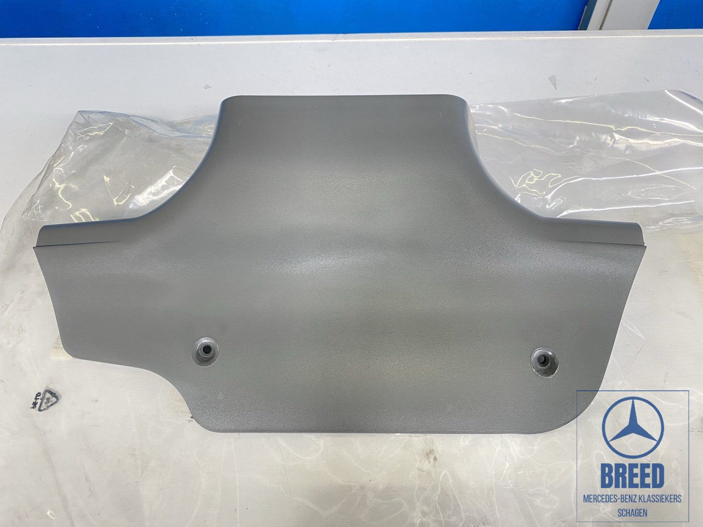 NEW NOS cover B-pillar bottom right side grey for Mercedes-Benz W140 pillar trim usado en Menorca