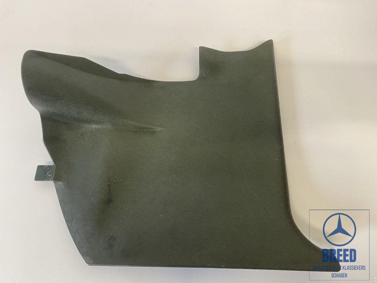 Cover A-pillar right side olive green for Mercedes-Benz W201 pillar trim usado en Menorca