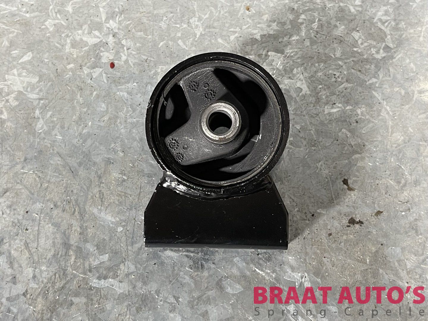 MOUNTING Motor FRING - LANDWIND CV9 support arm rest usado en Menorca