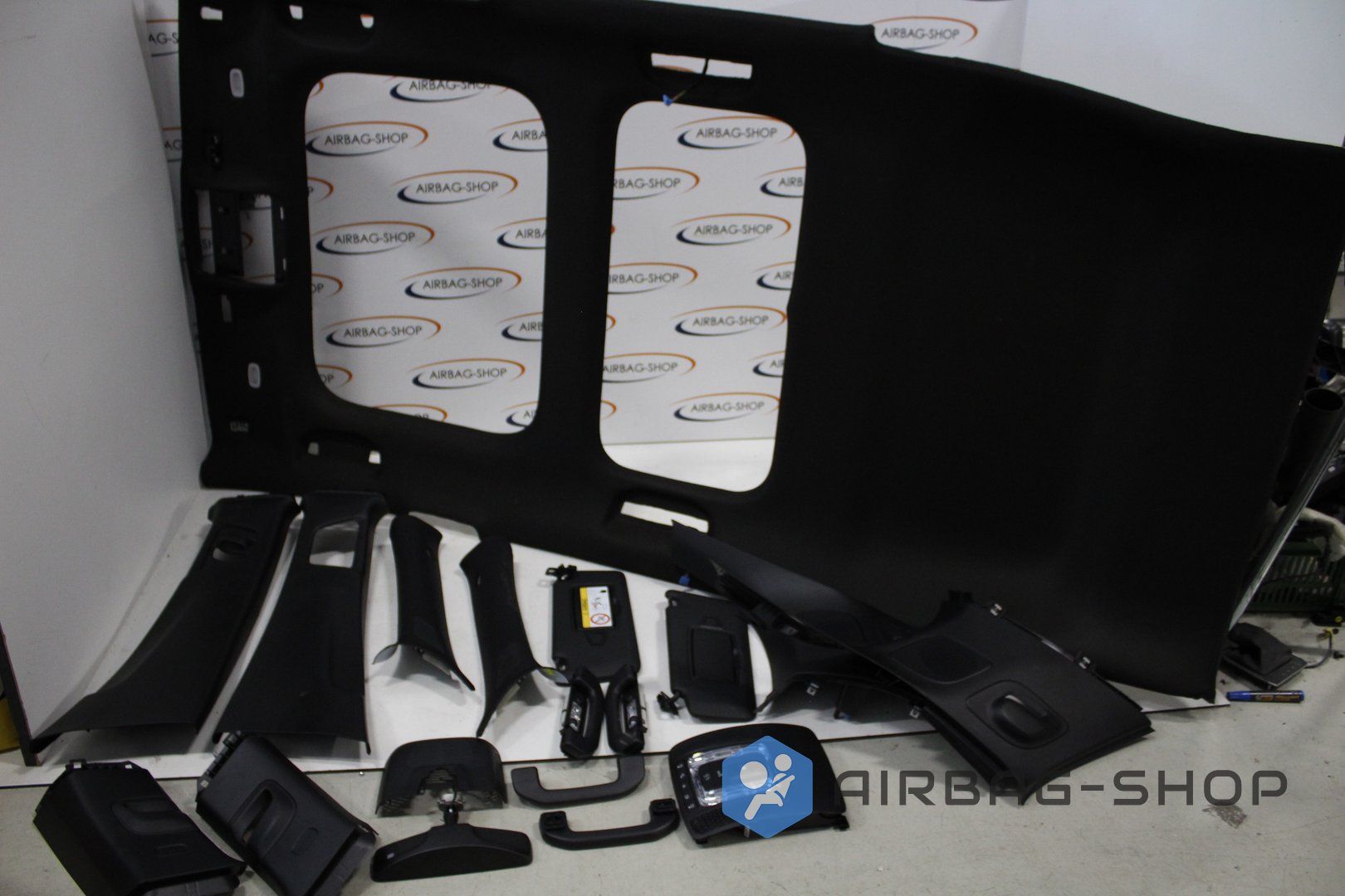 Mercedes GLB Clase X247 Hemel Hemelbekleding completo Zwart headlining usado en Menorca
