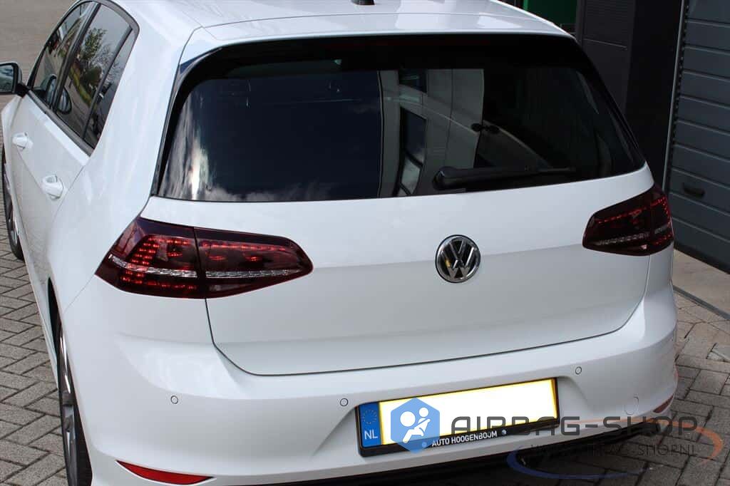 originalinal Volkswagen Golf 7 R LED Achterlichten incl. Montage tail light left and right usado en Menorca