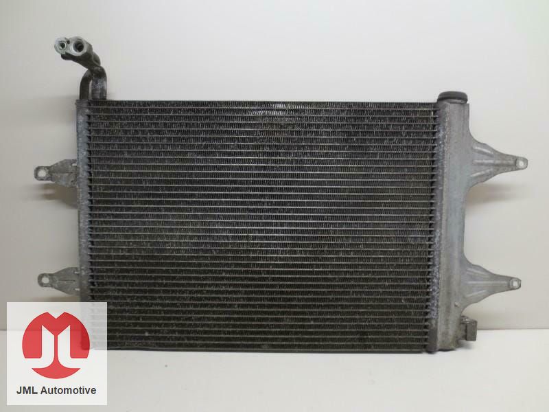 CONDENSOR AIRCO RADIATEUR VW POLO condenser air conditioning radiator usado en Menorca