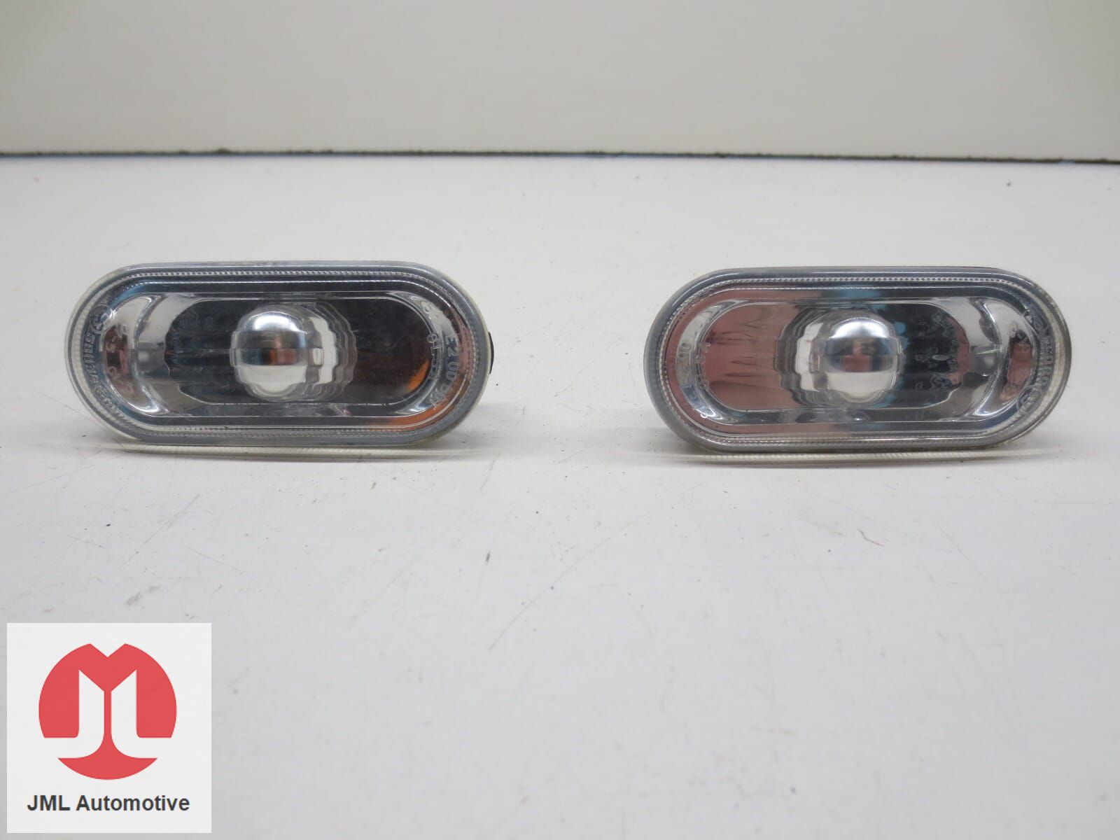 KNIPPERLICHT SPATBORD SET VW POLO blinker left and right usado en Menorca
