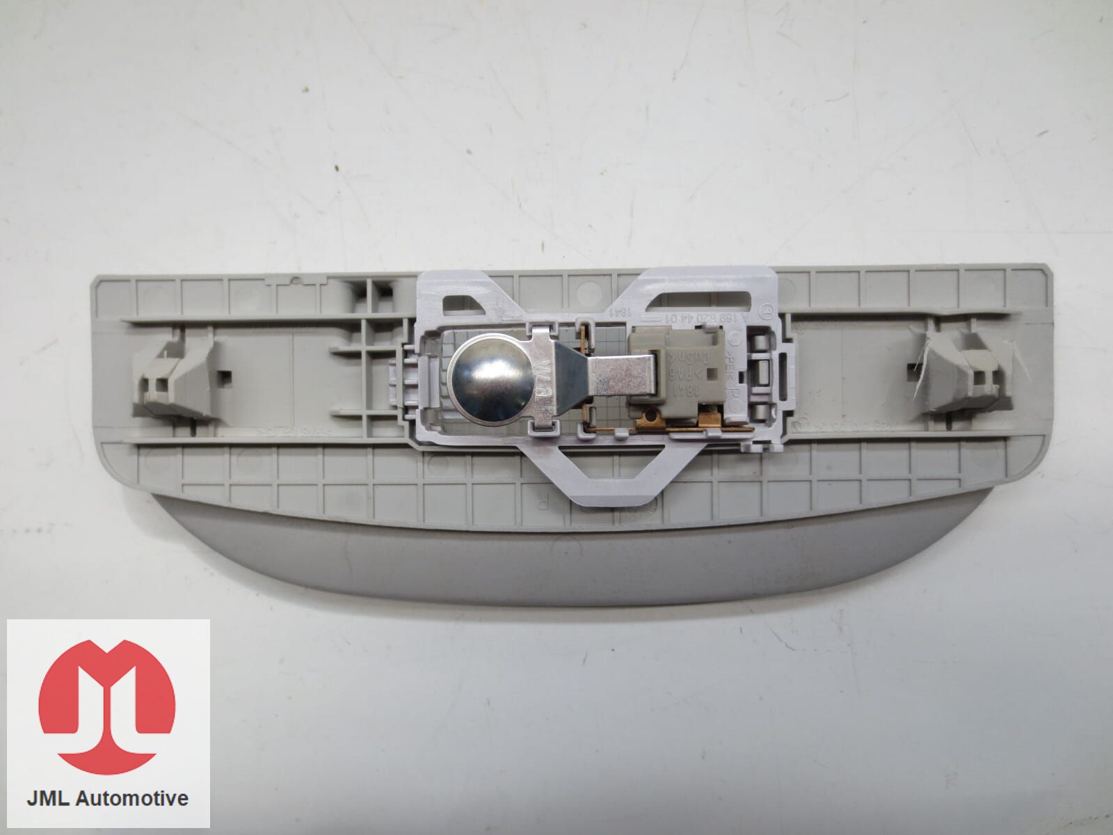 HANDGREEP HEMEL MET VERLICHTING MERCEDES A-Clase ceiling handle single usado en Menorca foto 2