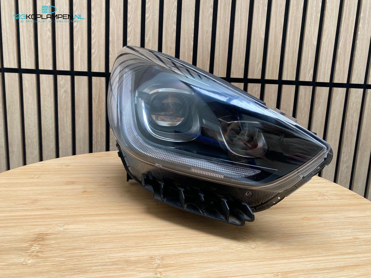 Kia Niro facelift hybride Full led koplamp rechts headlight left and right usado en Menorca foto 2