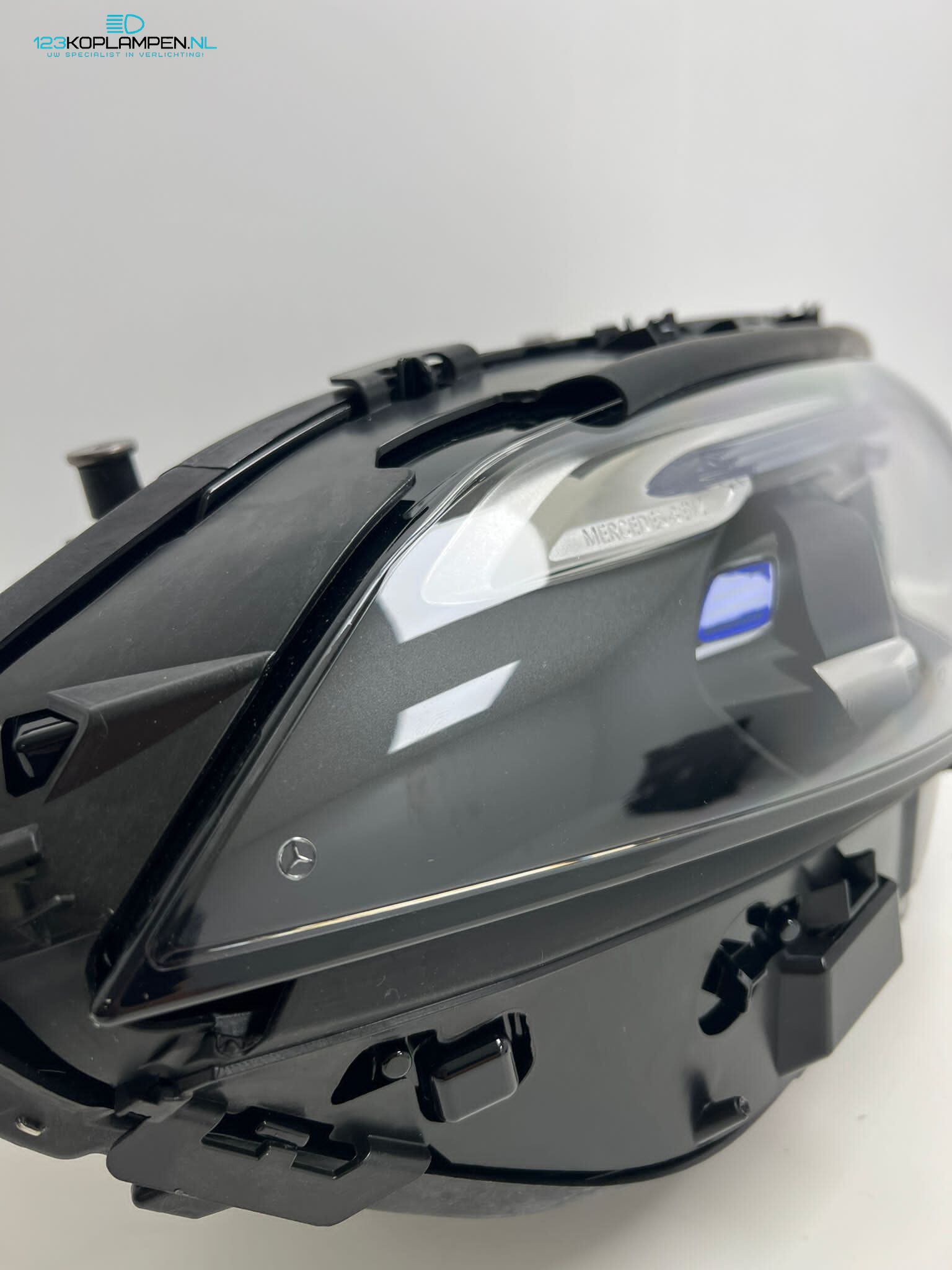 (VR) Mercedes W177 A Clase facelift Multibeam Led koplamp links rechts headlight left and right usado en Menorca foto 16