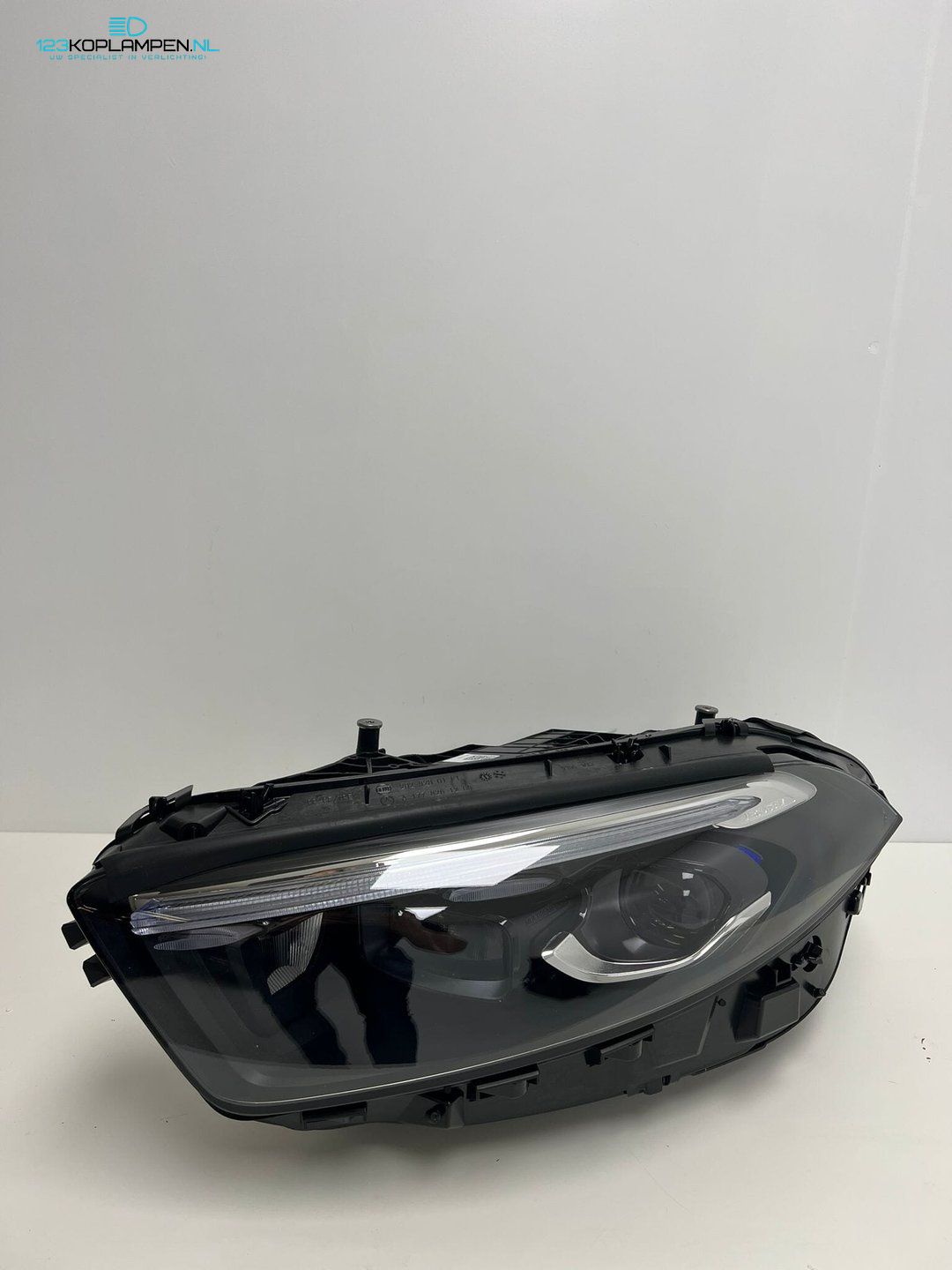 (VR) Mercedes W177 A Clase facelift Multibeam Led koplamp links rechts headlight left and right usado en Menorca foto 2