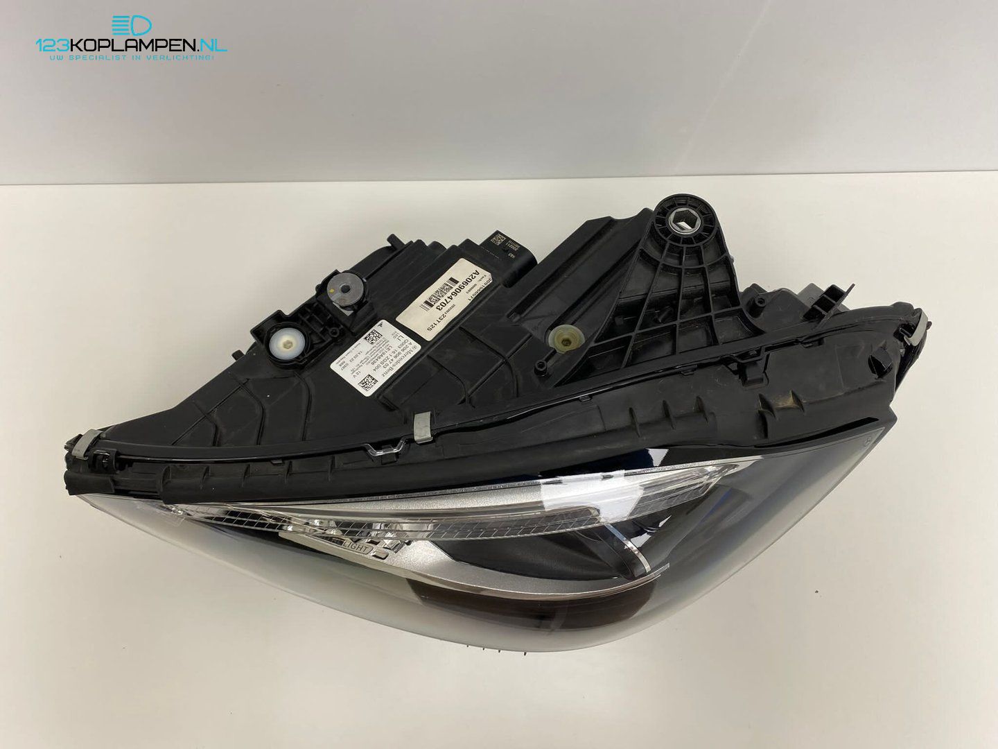 (VR) Mercedes W206 C Clase Digital Led koplamp links rechts headlight left and right usado en Menorca foto 11