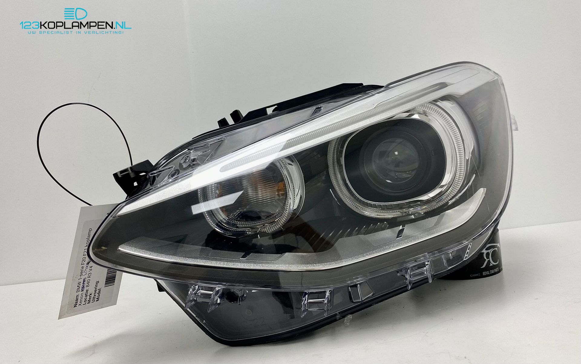 (VR) BMW 1 Serie F20 / F21 Xenon koplamp links headlight left and right usado en Menorca