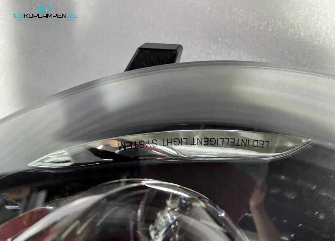 Mercedes E Clase W207 Facelift Full Led Koplamp links headlight left and right usado en Menorca foto 6