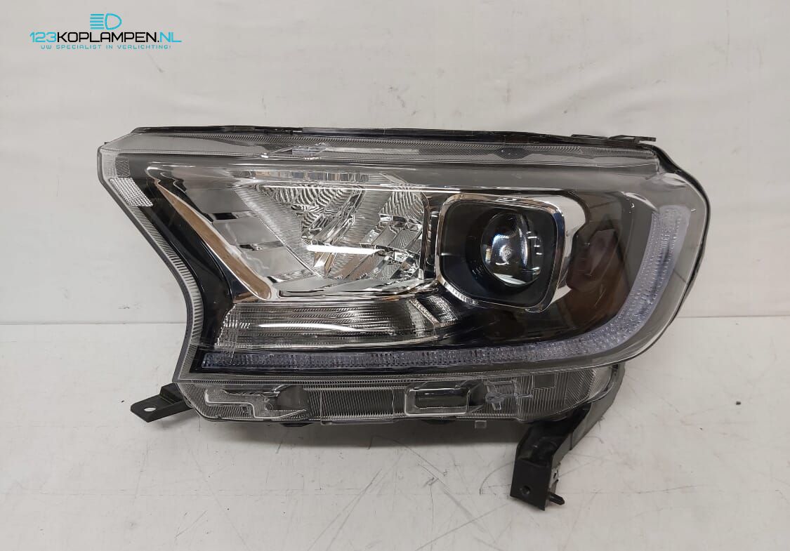 Ford Ranger Raptor Facelift Full Led Koplamp links headlight left and right usado en Menorca
