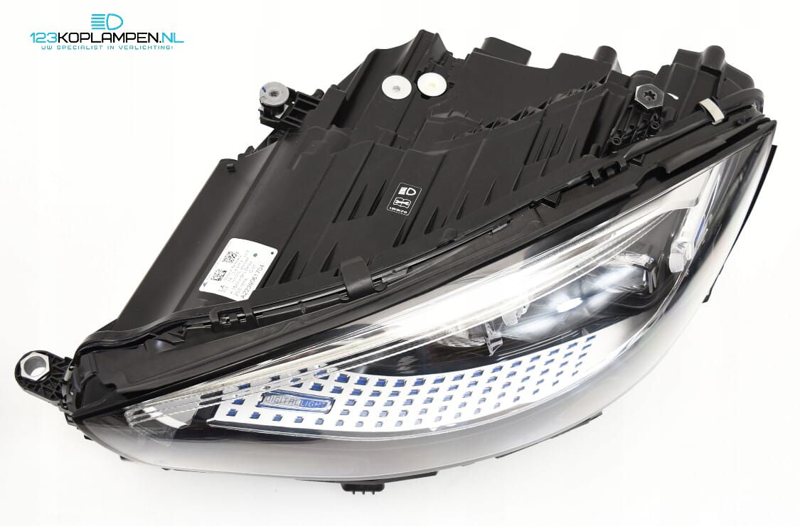 Mercedes S Clase W223 Digital Light White Full LED koplamp links headlight left and right usado en Menorca foto 4