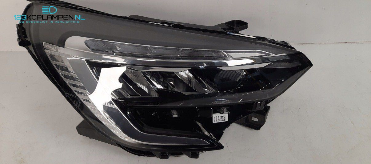 Renault Clio 5 Full led koplamp rechts headlight left and right usado en Menorca