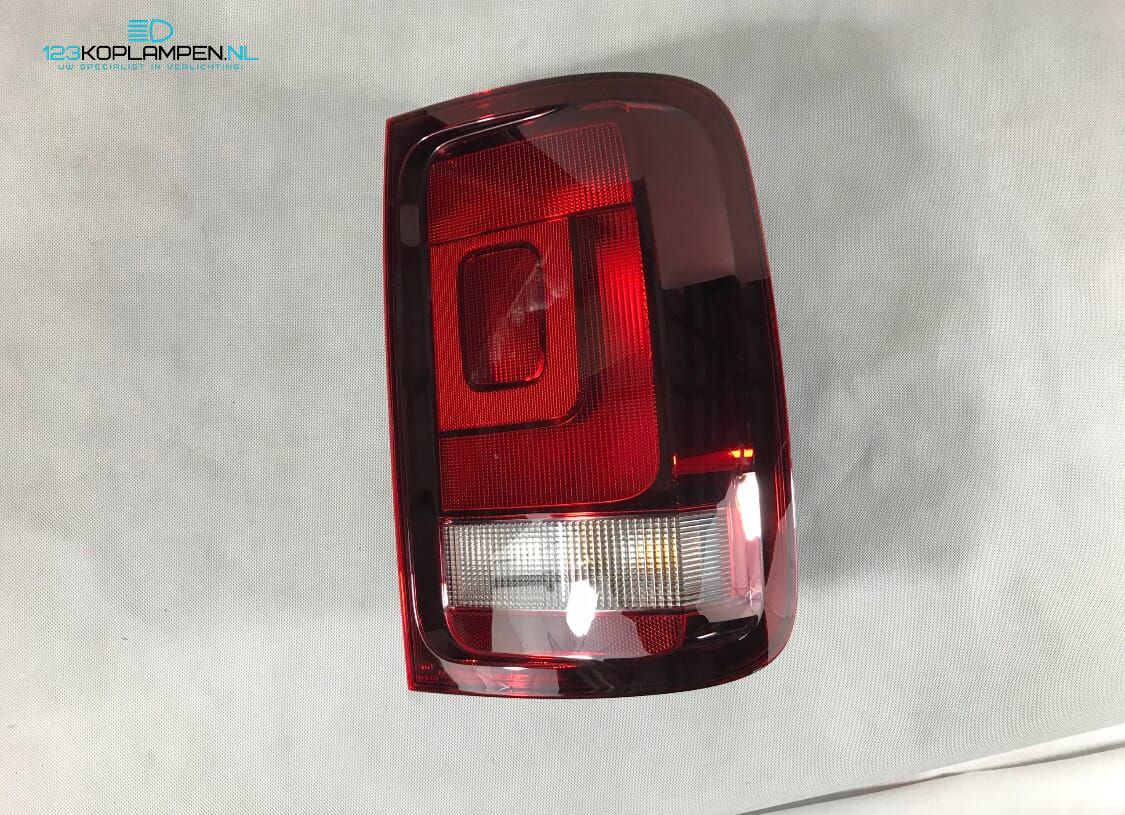 VW Volkswagen Amarok Facelift achterlicht rechts tail light left and right usado en Menorca foto 3