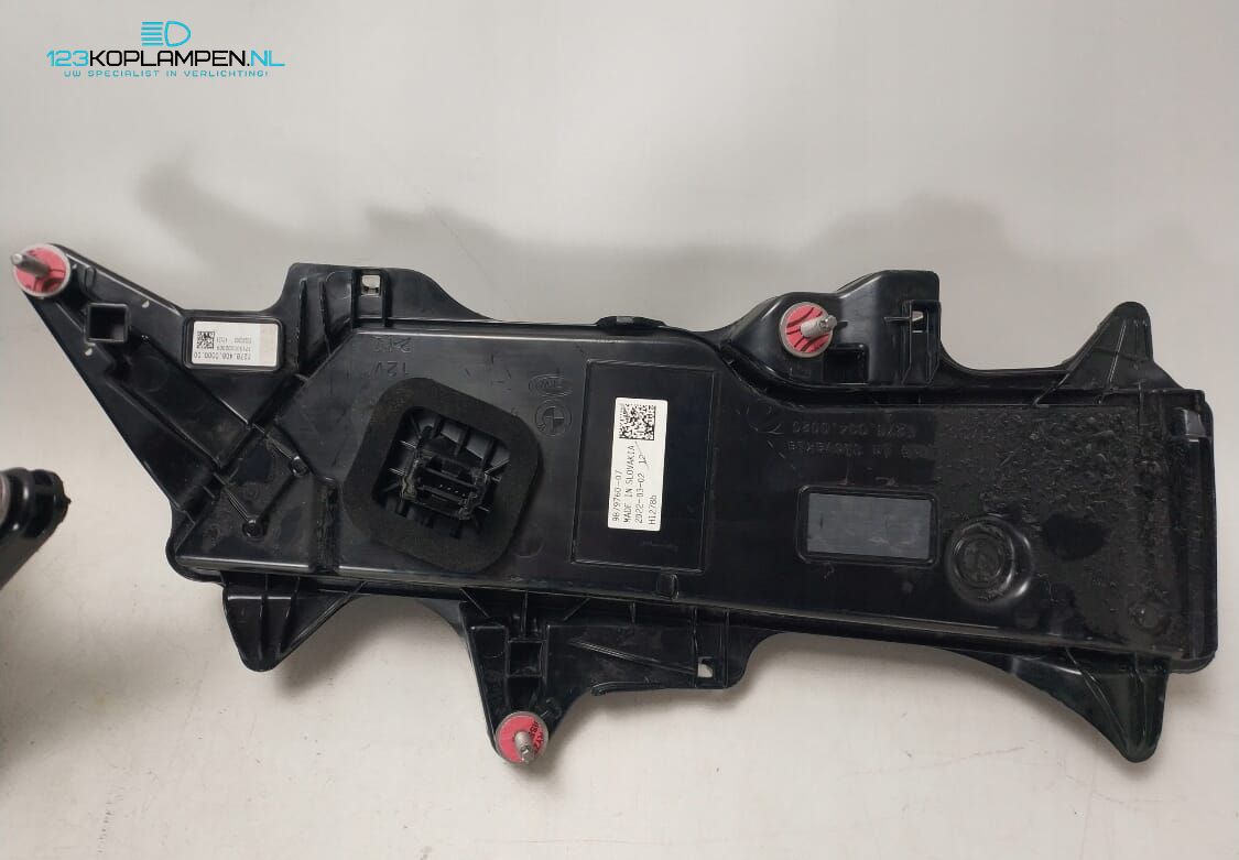 BMW XM G09 Led achterlicht links rechts tail light left and right usado en Menorca foto 6