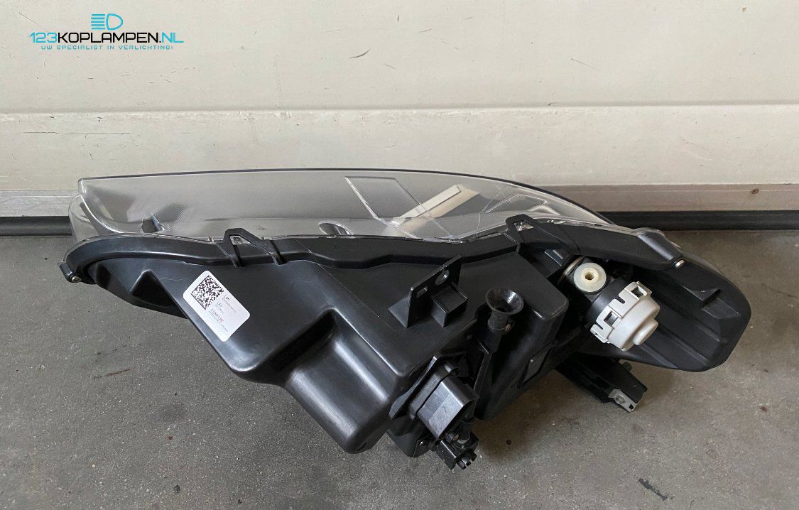 Ford Mustang VI Facelift Full Led Koplamp rechts headlight left and right usado en Menorca foto 4
