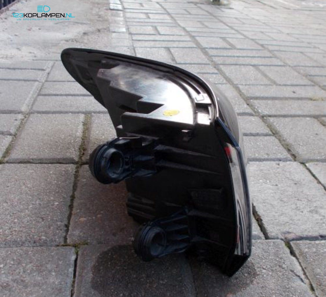 VW Volkswagen ID.4 ID4 Led achterlicht rechts tail light left and right usado en Menorca foto 3