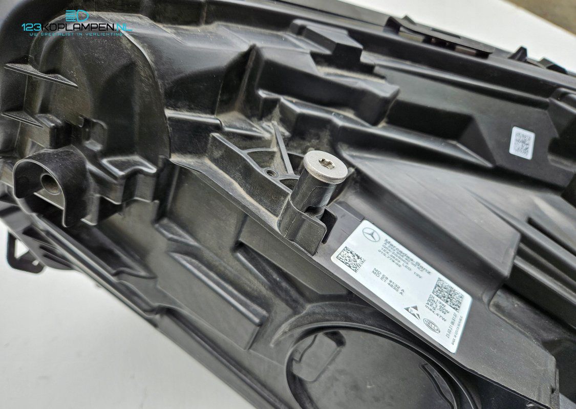 Mercedes EQA EQB X243 Full Led Koplamp rechts headlight left and right usado en Menorca foto 5