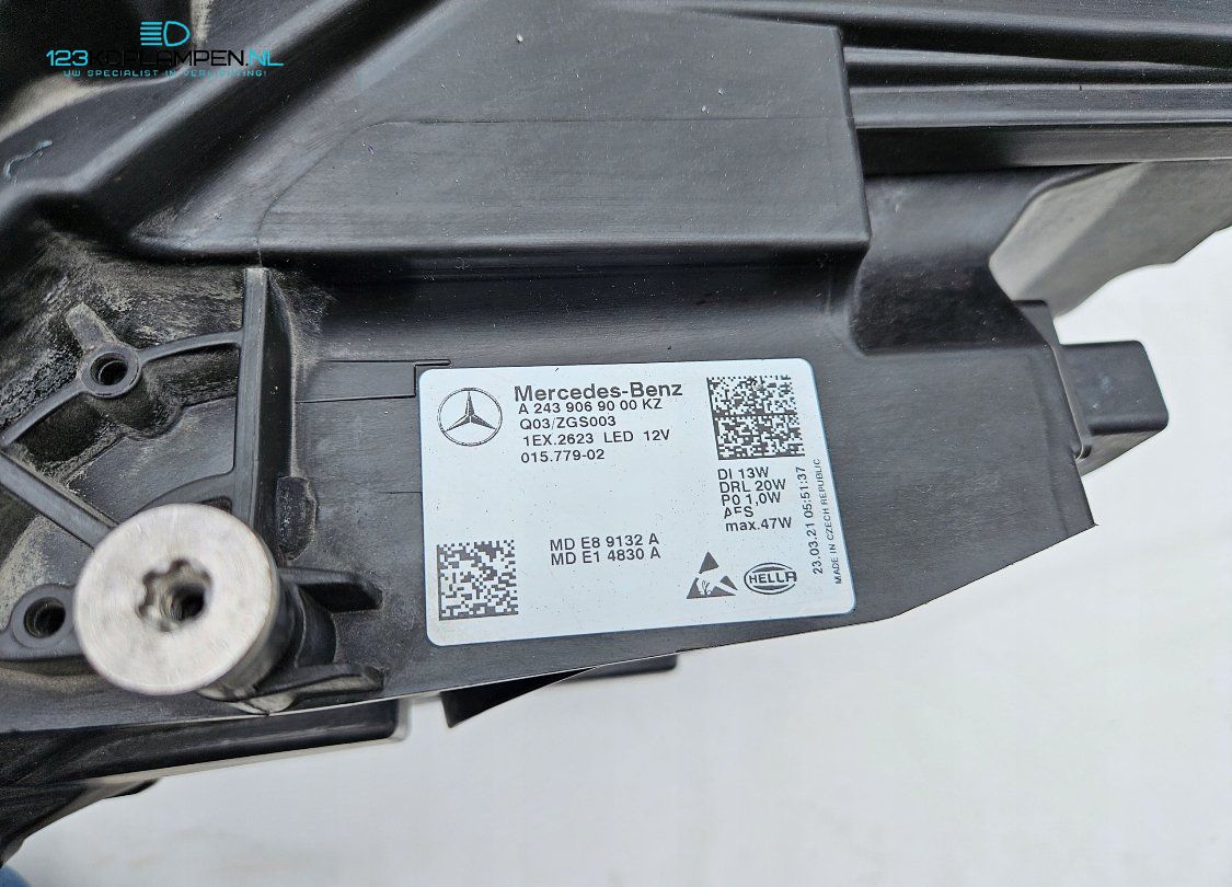 Mercedes EQA EQB X243 Full Led Koplamp rechts headlight left and right usado en Menorca foto 7