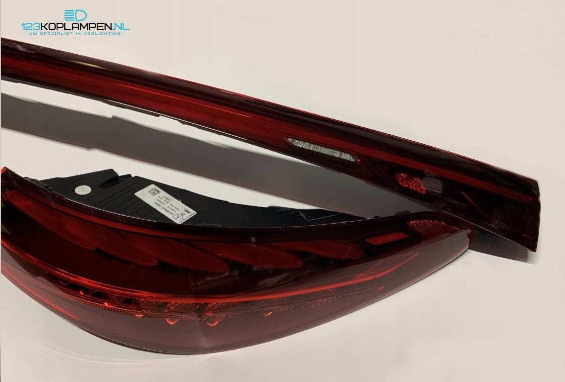 Mercedes EQS W297 V297 X296 achterlicht links rechts klep tail light left and right usado en Menorca foto 7