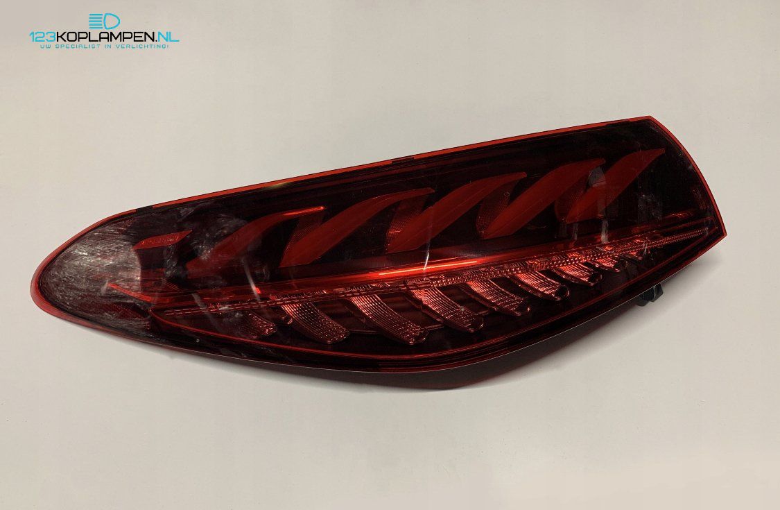 Mercedes EQS W297 V297 X296 achterlicht links rechts klep tail light left and right usado en Menorca foto 5