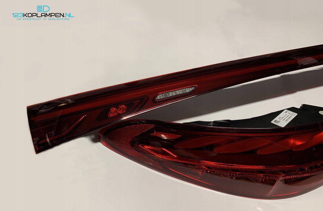 Mercedes EQS W297 V297 X296 achterlicht links rechts klep tail light left and right usado en Menorca foto 4