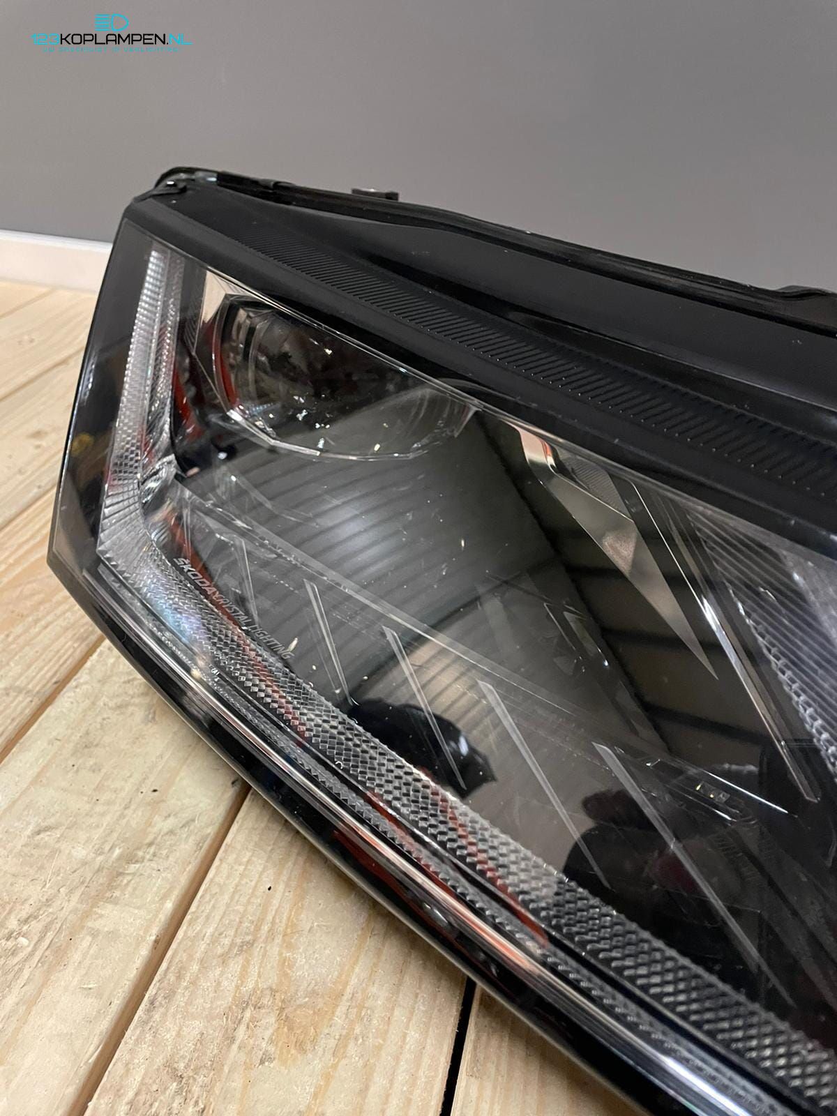 Skoda Octavia 5E Full LED koplamp rechts headlight left and right usado en Menorca foto 9