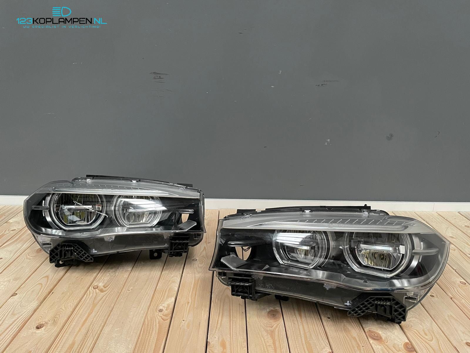 BMW X5 X6 F15 F16 Adaptive LED koplamp koplampen links rechts headlight left and right usado en Menorca
