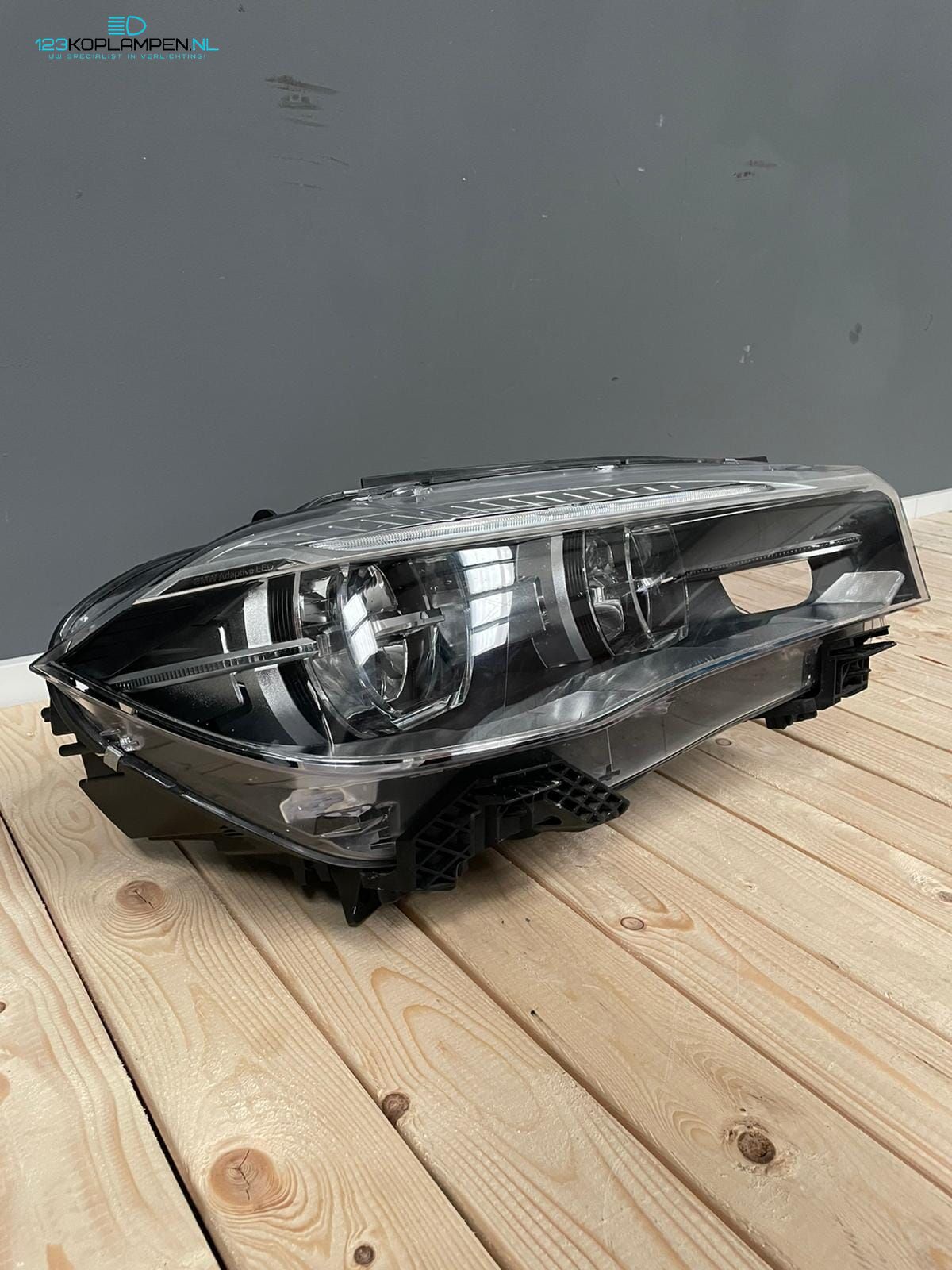 BMW X5 X6 F15 F16 Adaptive LED koplamp koplampen links rechts headlight left and right usado en Menorca foto 3