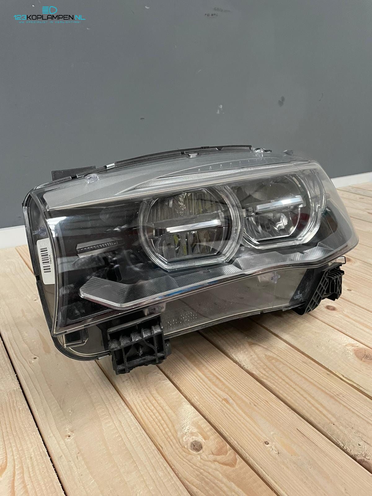 BMW X5 X6 F15 F16 Adaptive LED koplamp koplampen links rechts headlight left and right usado en Menorca foto 9