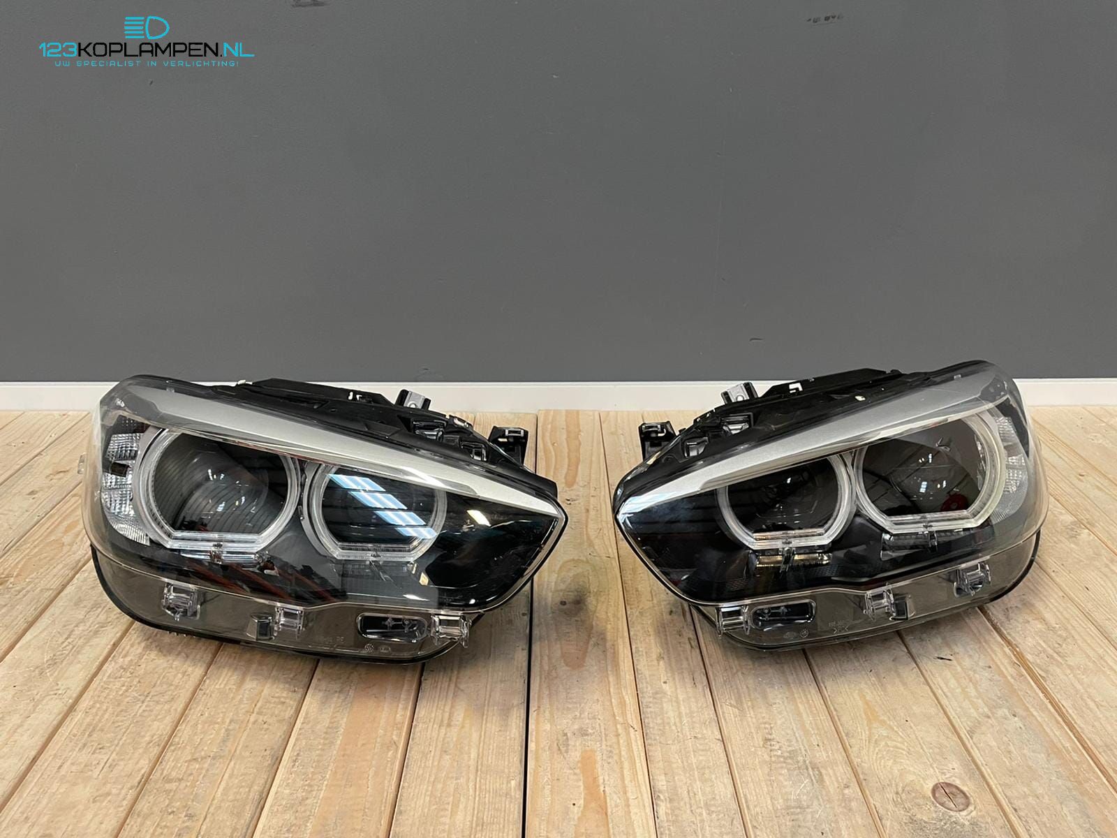 BMW 1 Serie F20 F21 facelift LCI Adaptive LED koplamp koplampen links rechts headlight left and right usado en Menorca