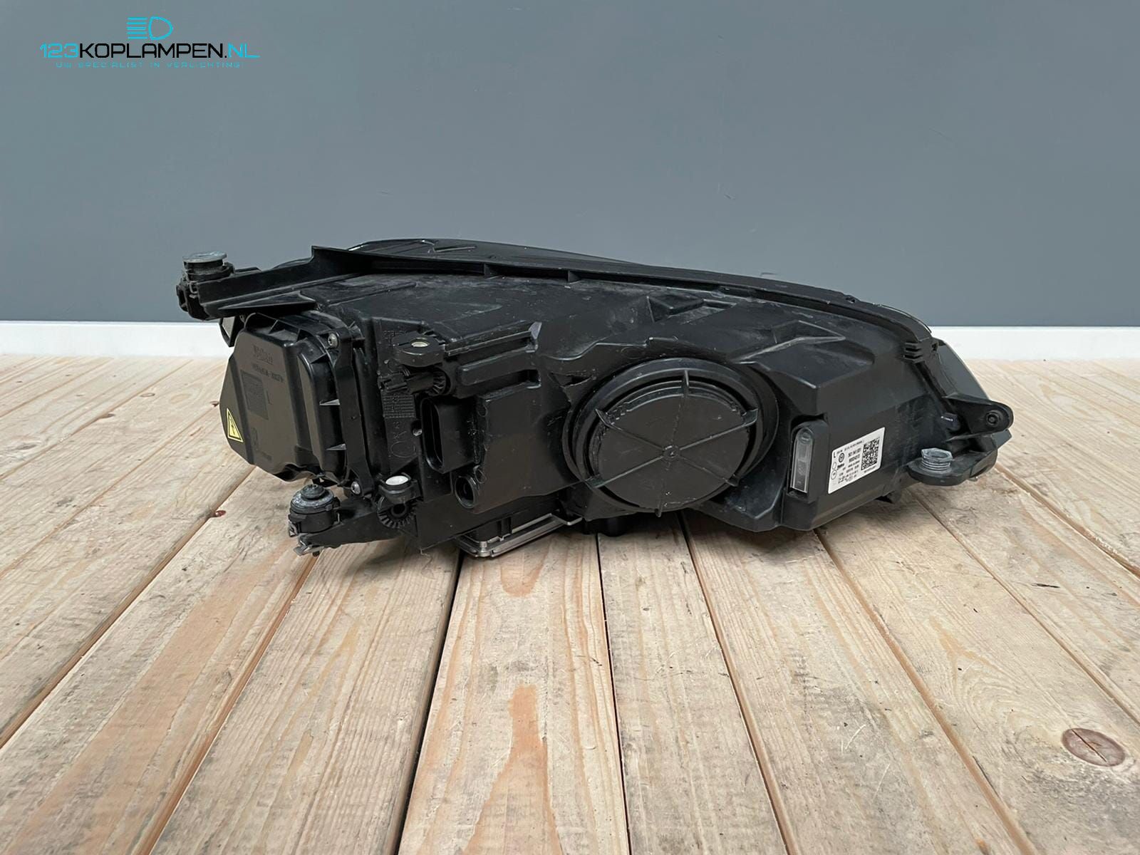 VW Volkswagen Golf 7 Xenon koplamp links headlight left and right usado en Menorca foto 6
