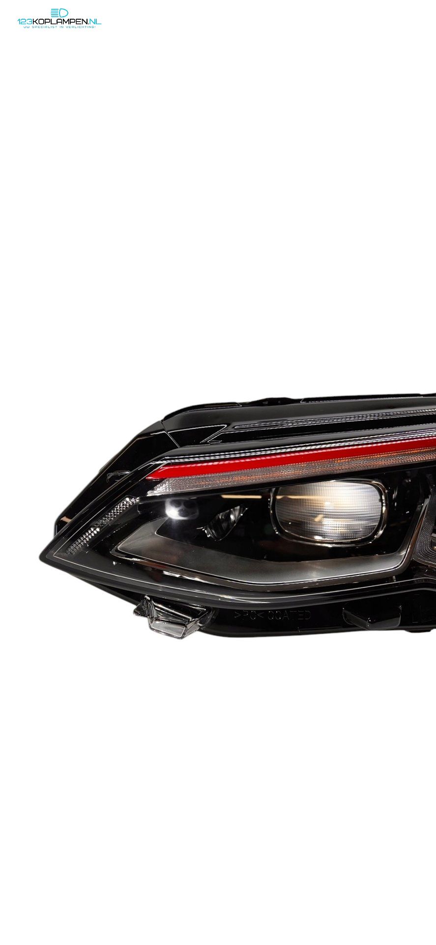 Volkswagen Golf 8 GTI Full LED IQ.Light Red Koplampen Set 5H1941059A / 5H1941060A – completo met modules headlight left and right usado en Menorca foto 3