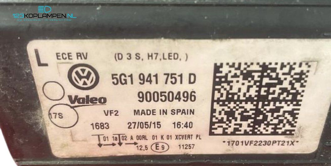 Volkswagen Golf 7 Bi-Xenon R R20 Koplamp Links 5G1941751D headlight left and right usado en Menorca foto 6