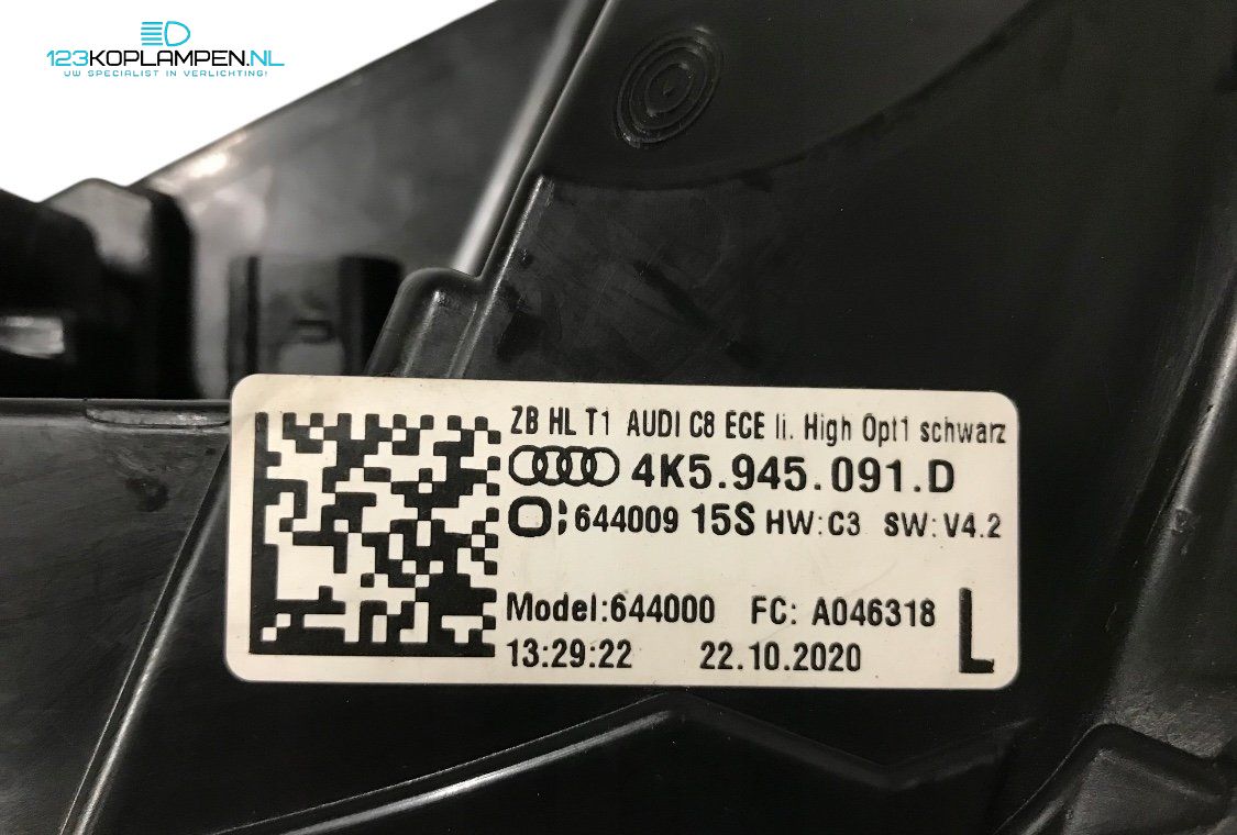 Audi A3 8Y Sportback LED Taillights Taillight tail light left and right usado en Menorca foto 4