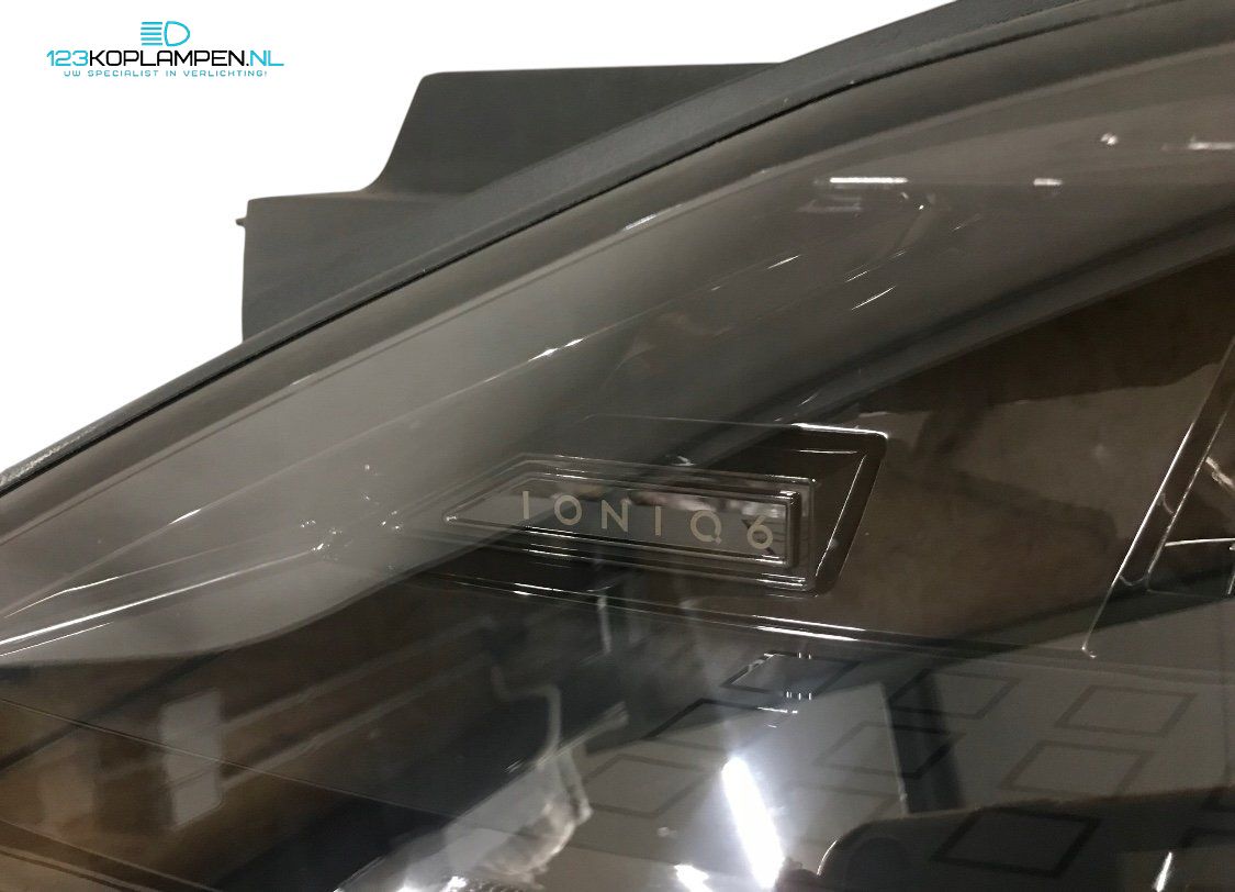 Audi A3 8Y Sportback LED Taillights Taillight headlight left and right usado en Menorca foto 7