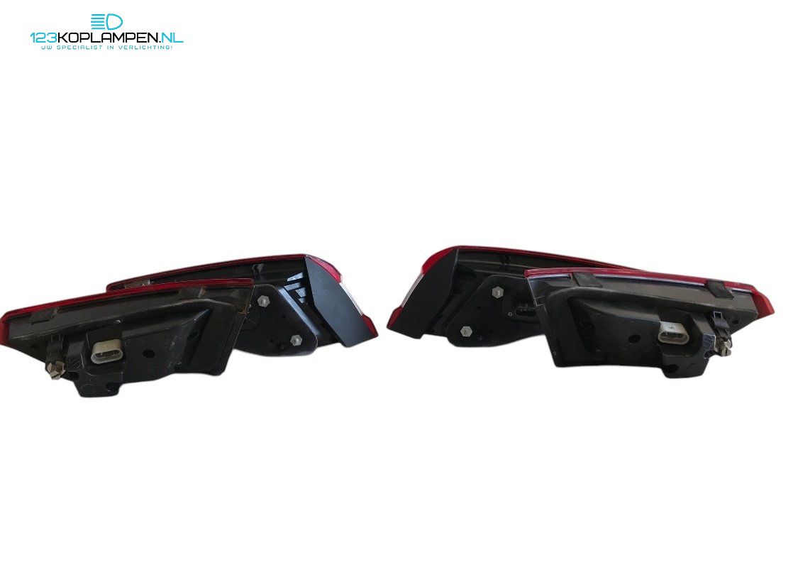 Audi A3 8Y Sportback LED Taillights Taillight tail light left and right usado en Menorca foto 3