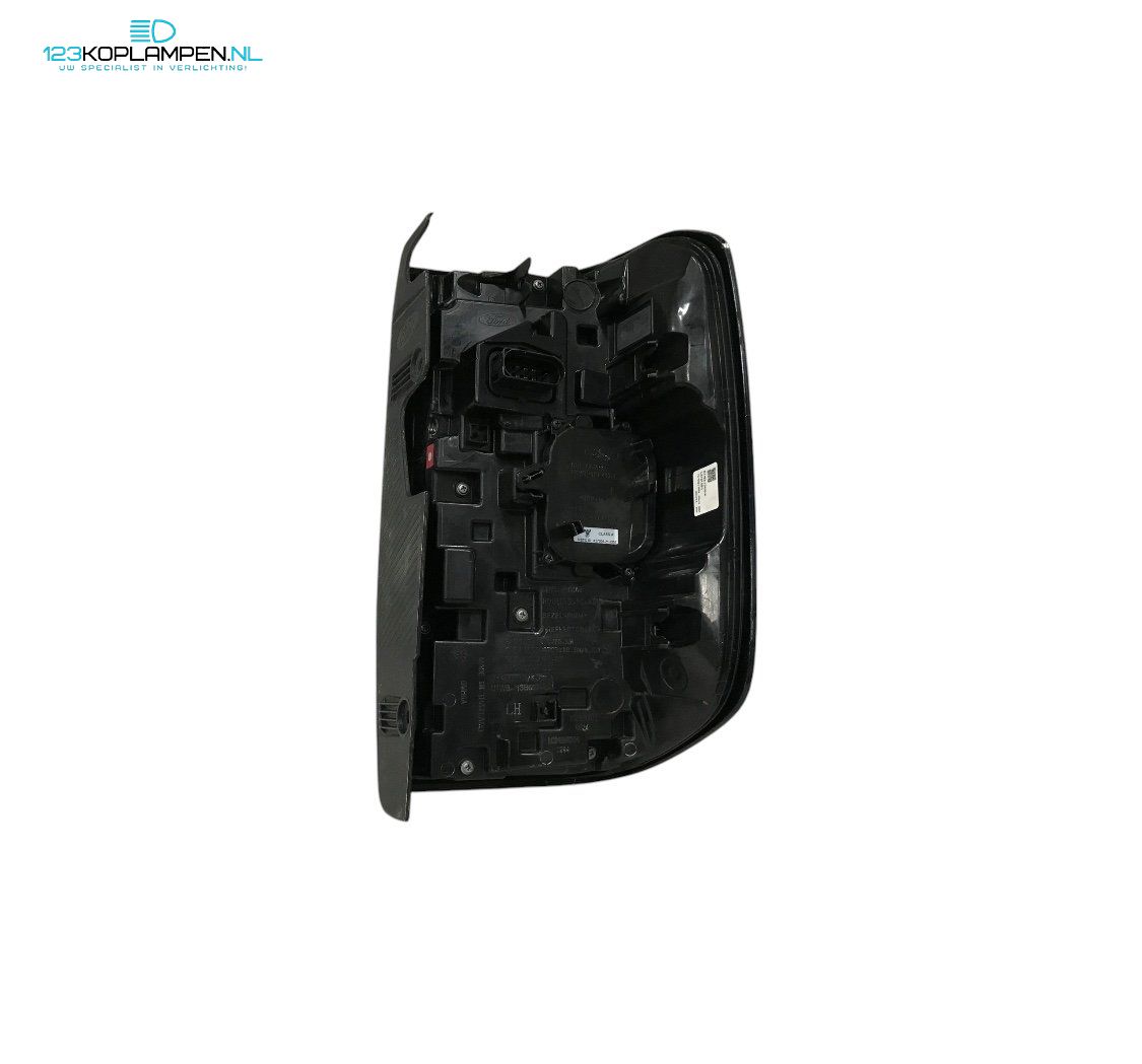 Audi A3 8Y Sportback LED Taillights Taillight tail light left and right usado en Menorca foto 3
