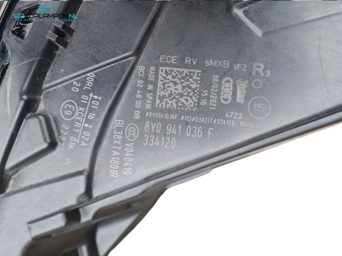 Audi A3 RS3 8Y Matrix Dynamic LED koplampen set 8Y0941035F 8Y0941036F headlight left and right usado en Menorca foto 11