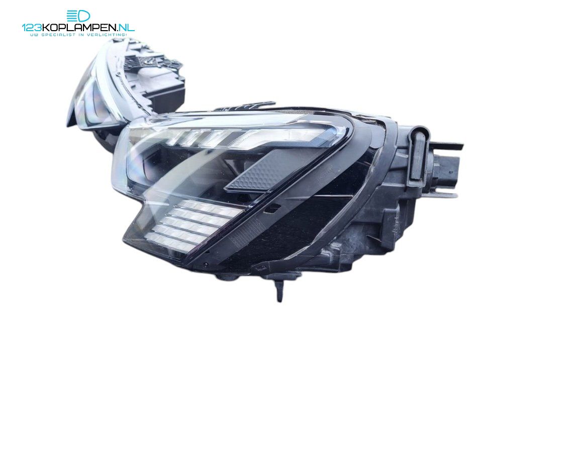 Audi A3 RS3 8Y Matrix Dynamic LED koplampen set 8Y0941035F 8Y0941036F headlight left and right usado en Menorca foto 6