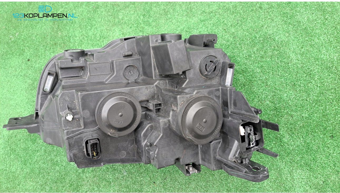 Opel Combo E koplamp links – 90145357 headlight left and right usado en Menorca foto 5