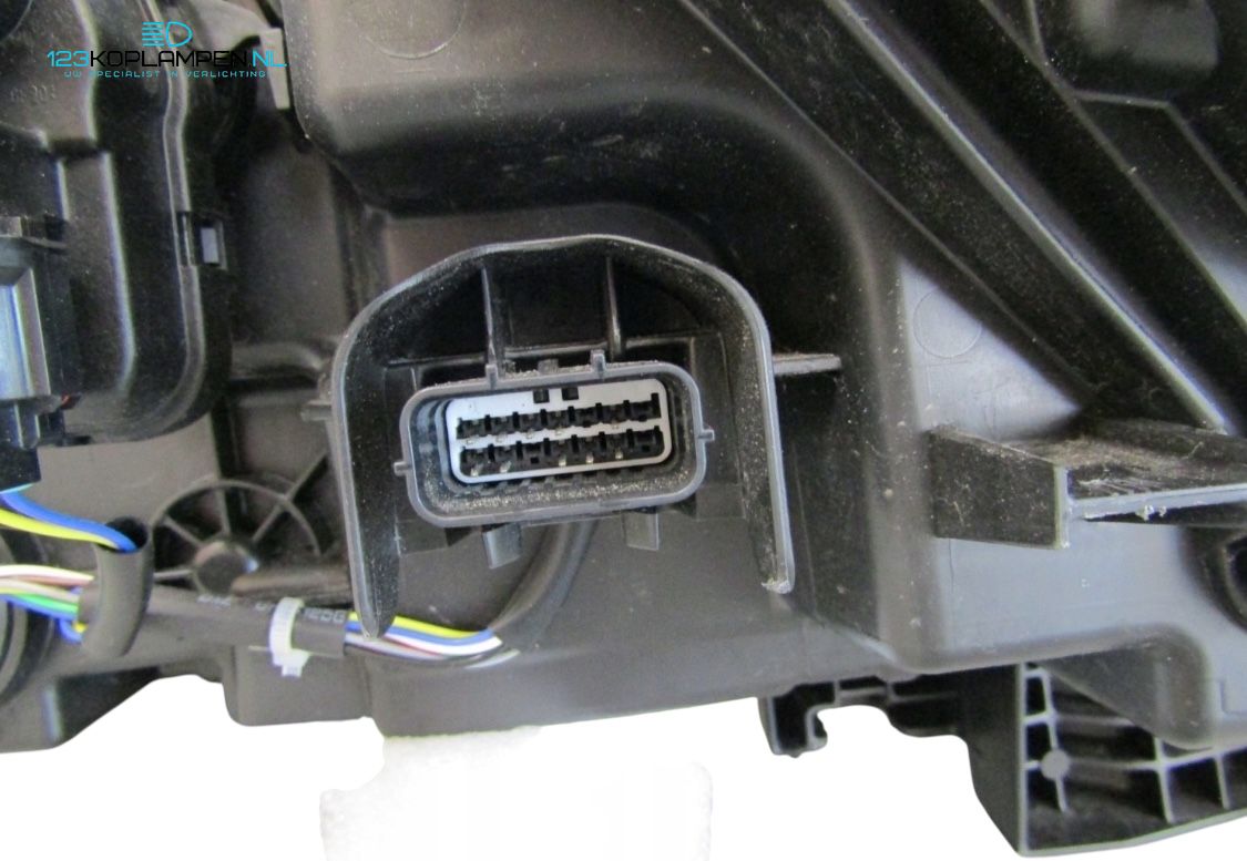 Audi A3 8Y Sportback LED Taillights Taillight headlight left and right usado en Menorca foto 4