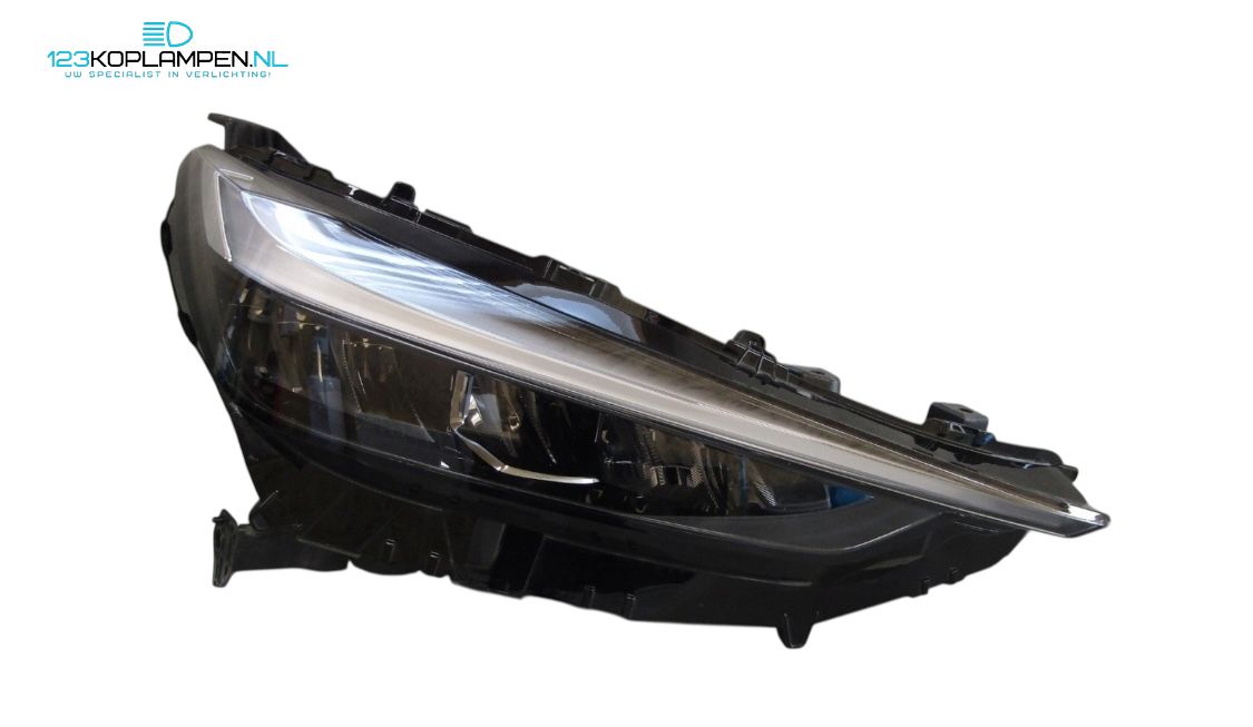 Audi A3 8Y Sportback LED Taillights Taillight headlight left and right usado en Menorca