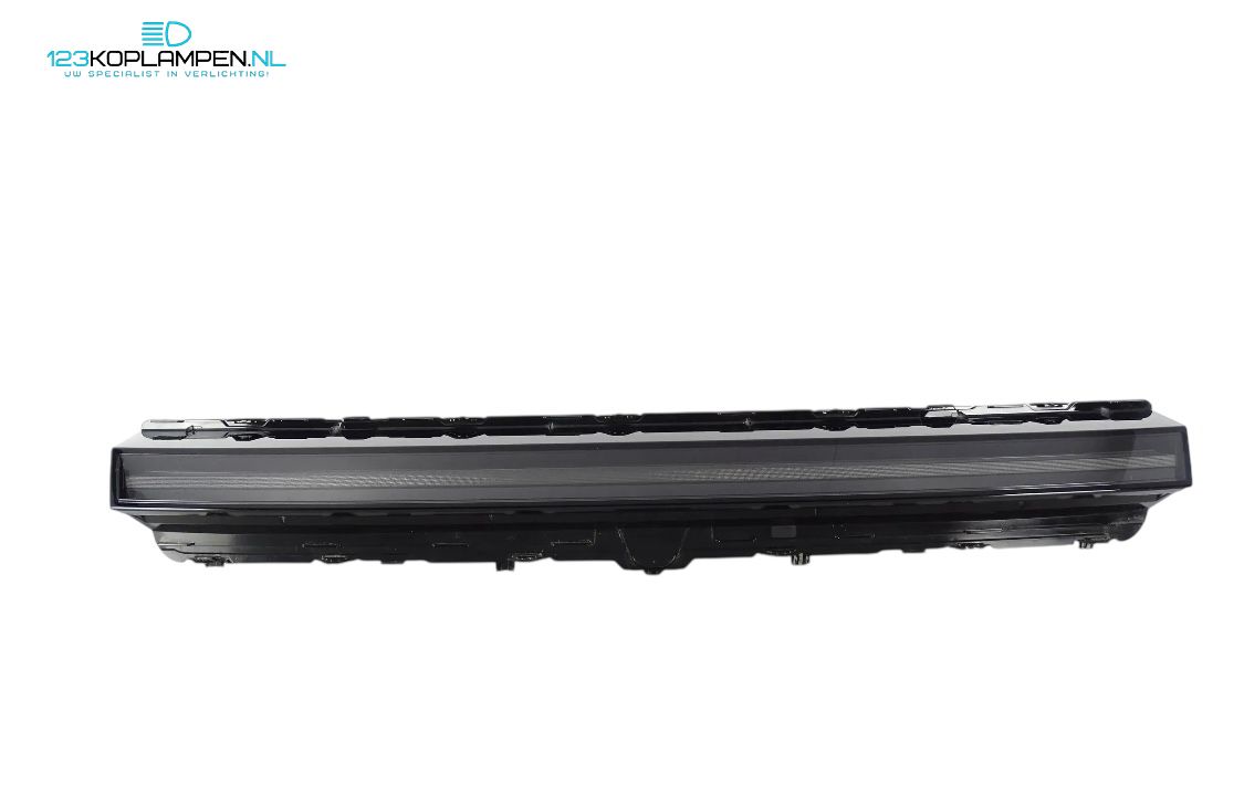 Volvo XC60 Mid LED headlights left right complete with modules headlight left and right usado en Menorca