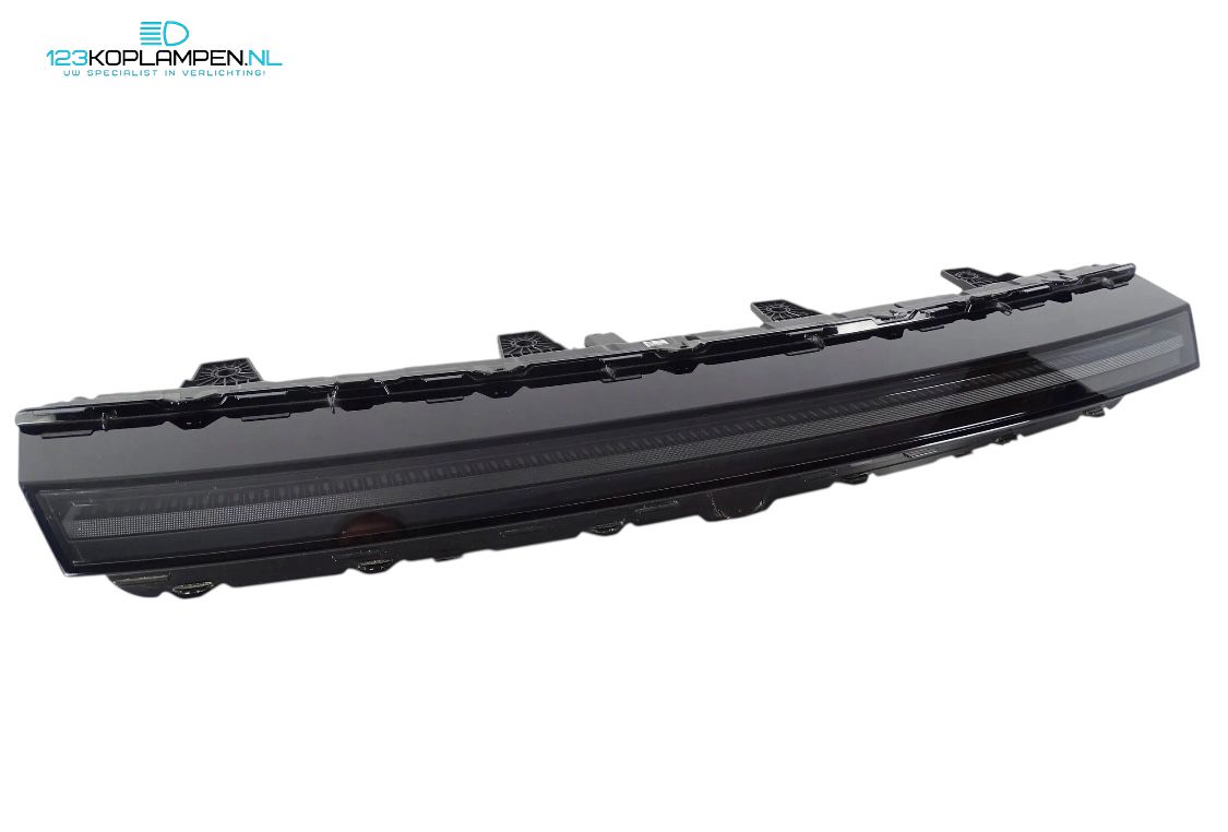 Volvo XC60 Mid LED headlights left right complete with modules headlight left and right usado en Menorca foto 3