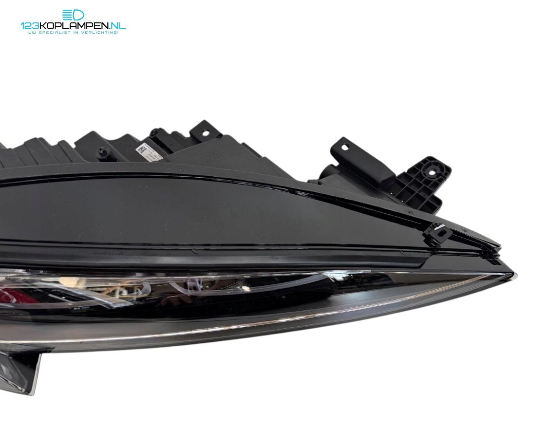 Audi A3 8Y Sportback LED Taillights Taillight headlight left and right usado en Menorca foto 12